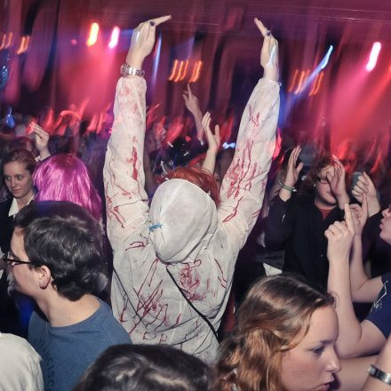 CAM Unifest Faschingsdienstag Gschnas @ Palais Eschenbach