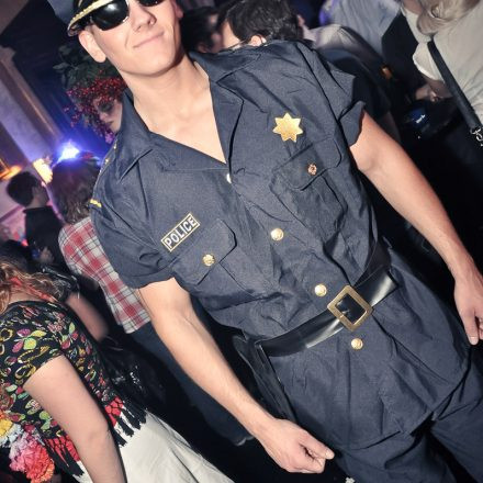 CAM Unifest Faschingsdienstag Gschnas @ Palais Eschenbach