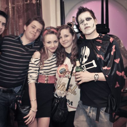 CAM Unifest Faschingsdienstag Gschnas @ Palais Eschenbach