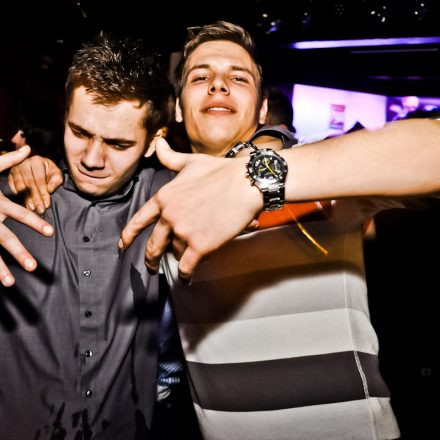 Addicted to Underground @ U4