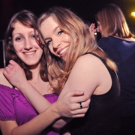 Addicted to Underground @ U4