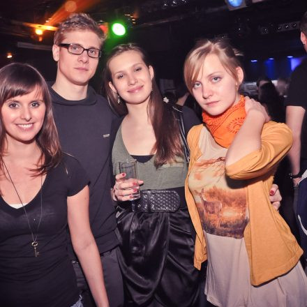Addicted to Underground @ U4