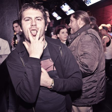 Addicted to Underground @ U4
