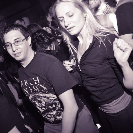 Addicted to Underground @ U4