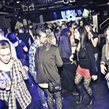 Addicted to Underground @ U4