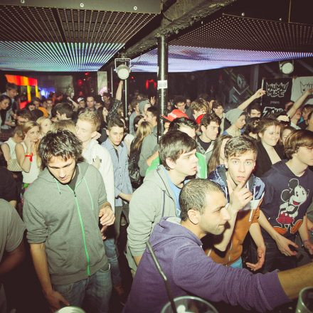 MauMau Music pres. High Rankin @ Badeschiff