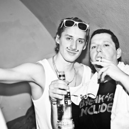 Assi Party @ Oscar Mendez Eisenstadt