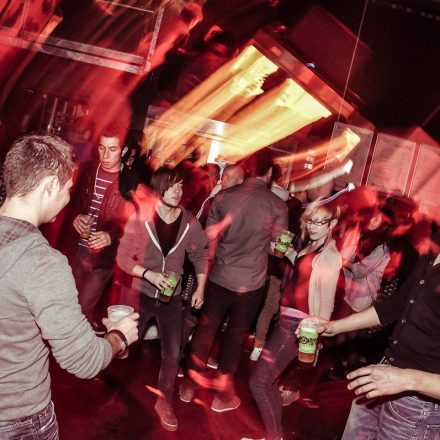 Beatthroat VOL. 4 /w Dirty Disco Youth @ W.U.K.