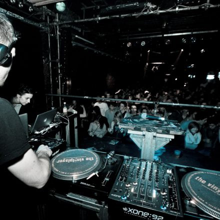 Eristoff Tracks presents: Future Beatz