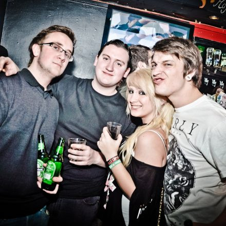 Addicted to Irish Punk + Wup for St.Patrick´s Day @ U4