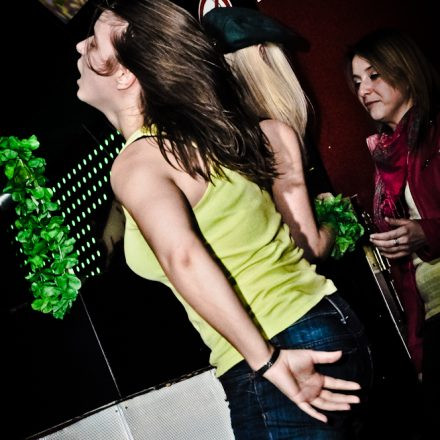Addicted to Irish Punk + Wup for St.Patrick´s Day @ U4