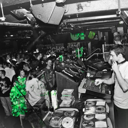 Addicted to Irish Punk + Wup for St.Patrick´s Day @ U4