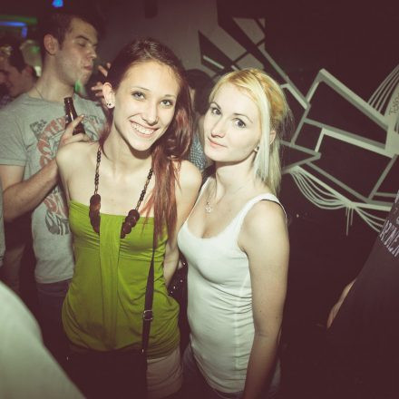 Shirty #3 feat. Noob - PART 2 @ The Loft