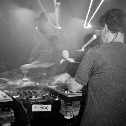 BOUNCE pres. ROKSONIX @ Fluc_Wanne