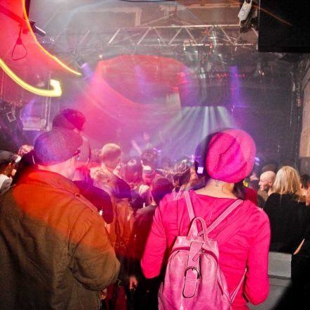 BOUNCE pres. ROKSONIX @ Fluc_Wanne