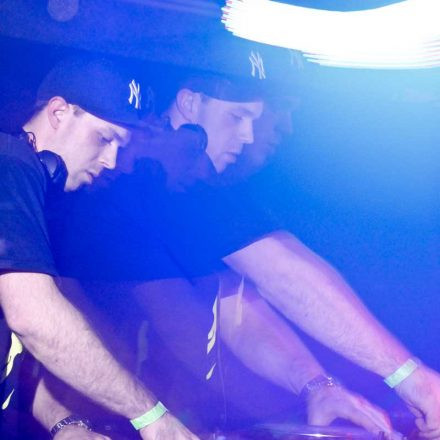 BOUNCE pres. ROKSONIX @ Fluc_Wanne