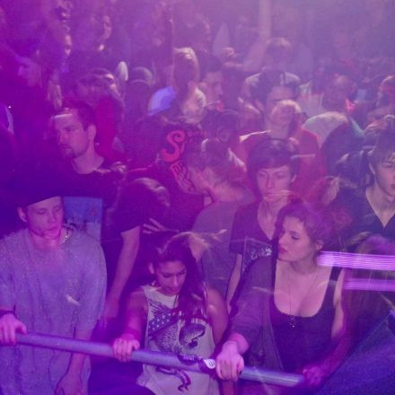BOUNCE pres. ROKSONIX @ Fluc_Wanne