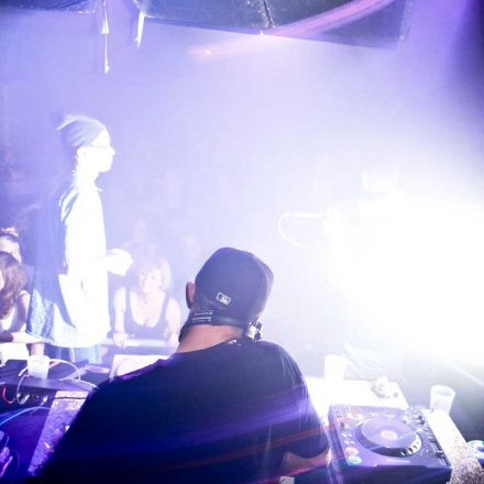 BOUNCE pres. ROKSONIX @ Fluc_Wanne
