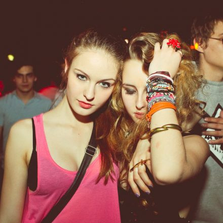 Crazy Deluxe pres The Koletzkis Live! @ Flex