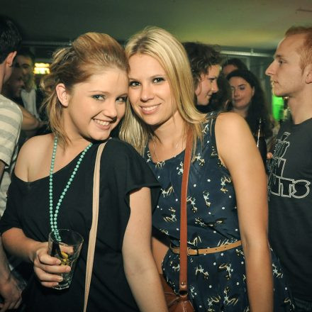 VIENNAs FIRST 90ies CLUB @ The Loft