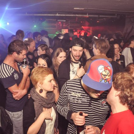 VIENNAs FIRST 90ies CLUB @ The Loft