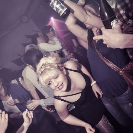 VIENNAs FIRST 90ies CLUB @ The Loft