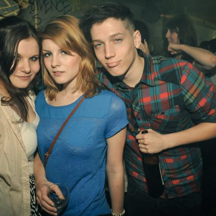 VIENNAs FIRST 90ies CLUB @ The Loft