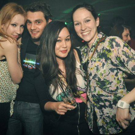 VIENNAs FIRST 90ies CLUB @ The Loft