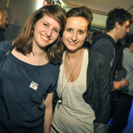 VIENNAs FIRST 90ies CLUB @ The Loft