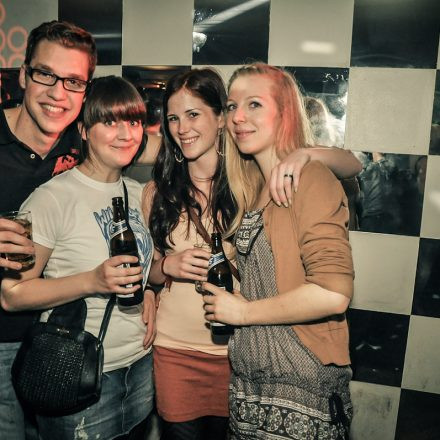 VIENNAs FIRST 90ies CLUB @ The Loft