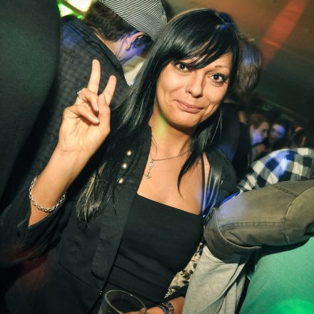 VIENNAs FIRST 90ies CLUB @ The Loft