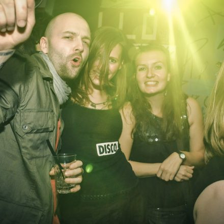 VIENNAs FIRST 90ies CLUB @ The Loft