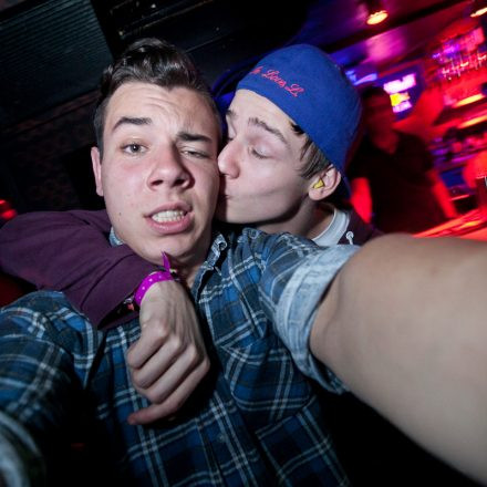 ZIAGA. & DAZE pres. PELUSSJE