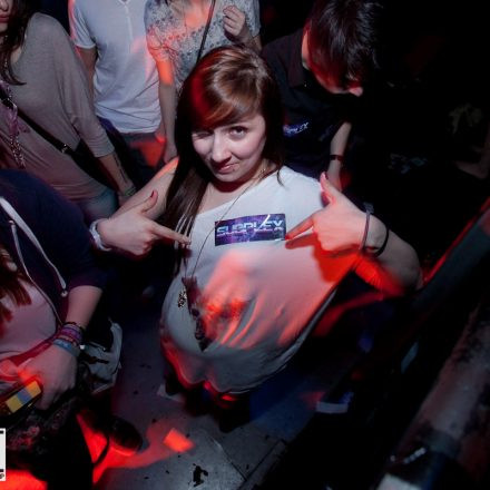 ZIAGA. & DAZE pres. PELUSSJE