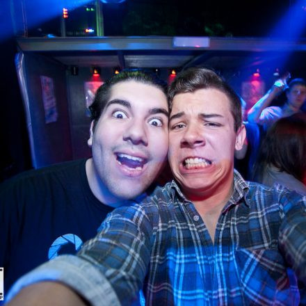 ZIAGA. & DAZE pres. PELUSSJE