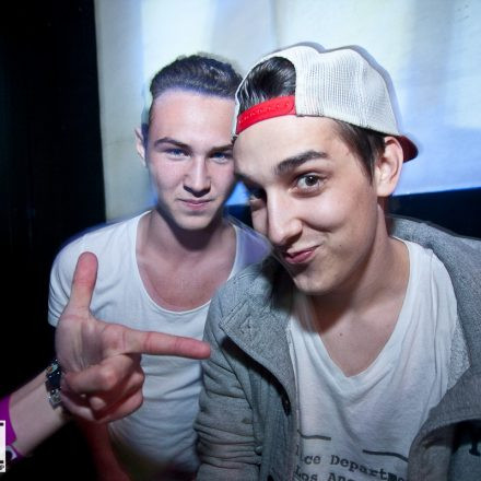 ZIAGA. & DAZE pres. PELUSSJE