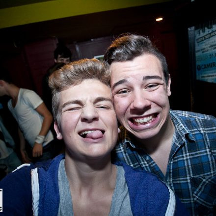ZIAGA. & DAZE pres. PELUSSJE