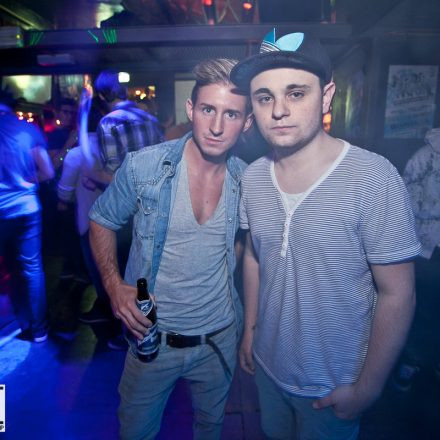 ZIAGA. & DAZE pres. PELUSSJE