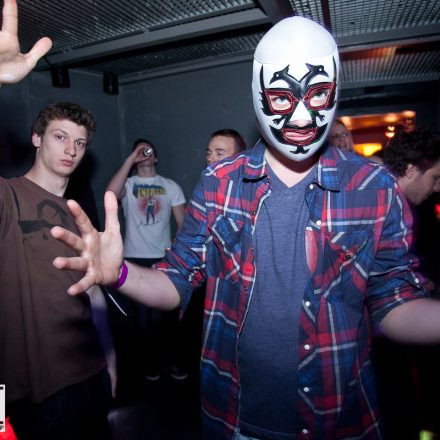 ZIAGA. & DAZE pres. PELUSSJE