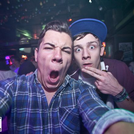ZIAGA. & DAZE pres. PELUSSJE