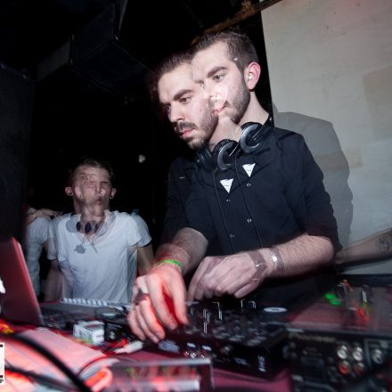 ZIAGA. & DAZE pres. PELUSSJE