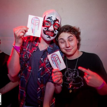 ZIAGA. & DAZE pres. PELUSSJE