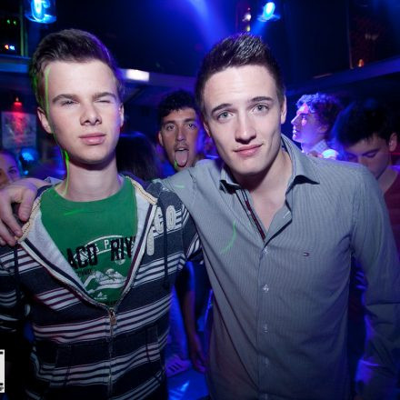 ZIAGA. & DAZE pres. PELUSSJE
