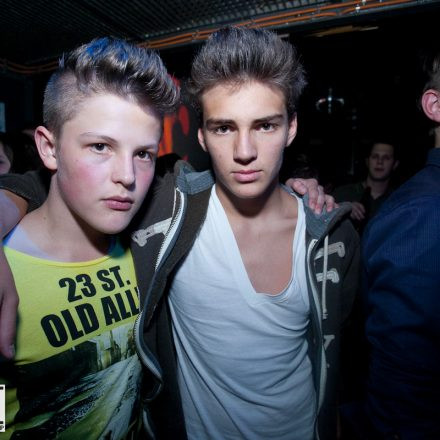 ZIAGA. & DAZE pres. PELUSSJE