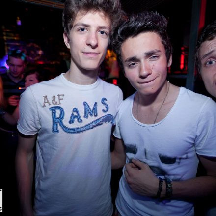 ZIAGA. & DAZE pres. PELUSSJE