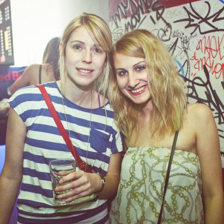 Shirty #4 - Nightevent ft. Etnik @ the Loft