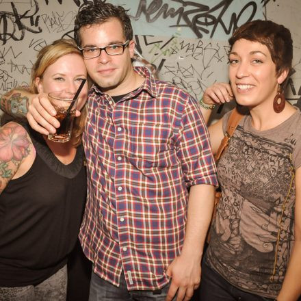 90'ies CLUB - Riot Grrrrrls vs. Raveboys @ The LOFT