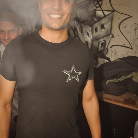 90'ies CLUB - Riot Grrrrrls vs. Raveboys @ The LOFT