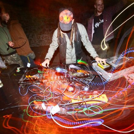 SOUNDLAB PIRATES presents *TREE OF LIFE preEVENT* - CAPTAIN HOOK, SIRION @ Burgarena Reinsberg