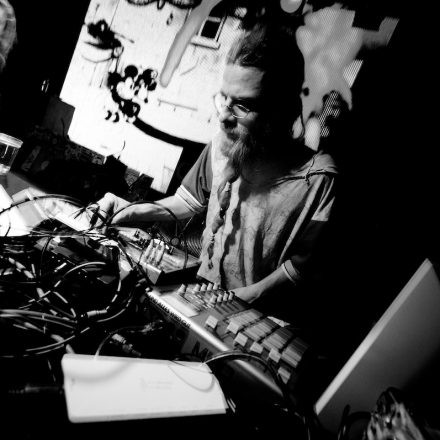 Wicked feat. Switch! mit Serial Killaz